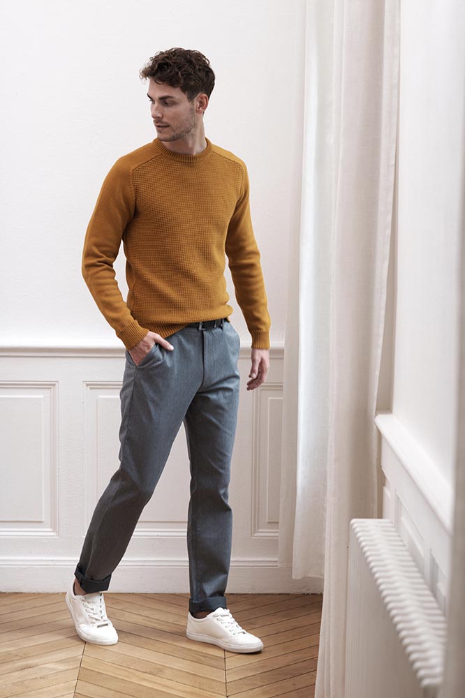 Collection hiver 2018 Jerem Pantalon gris avec pull jaune